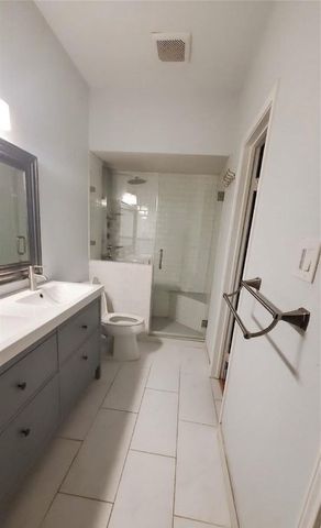 2425 Underwood Street 355, Houston, TX 77030