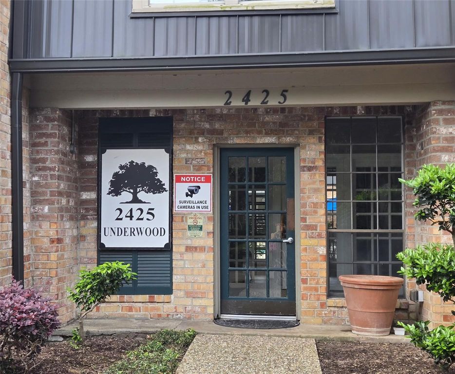2425 Underwood Street 355, Houston, TX 77030