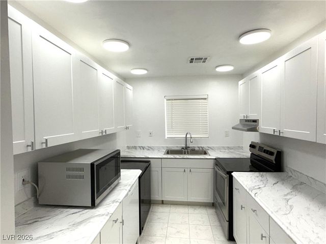 3924 Mount Charleston Drive, Pahrump, NV 89048