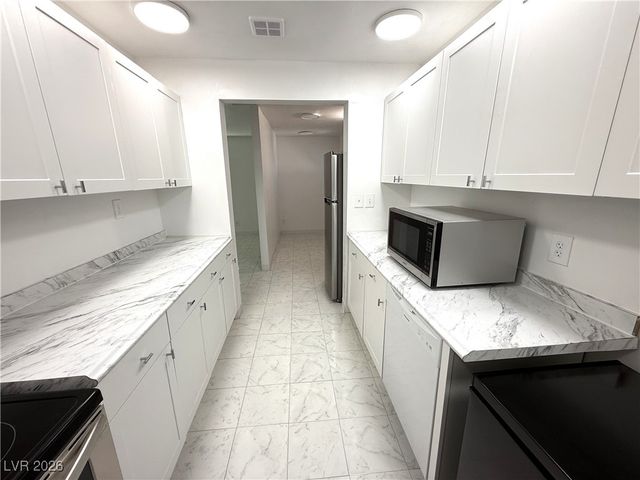 3924 Mount Charleston Drive, Pahrump, NV 89048