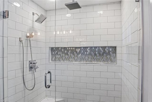 3618 Point Elizabeth DR, Chesapeake, VA 23321