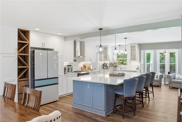 3618 Point Elizabeth DR, Chesapeake, VA 23321