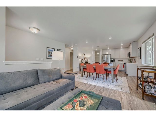 757 Widgeon Cir, Longmont, CO 80503