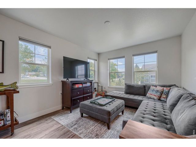 757 Widgeon Cir, Longmont, CO 80503