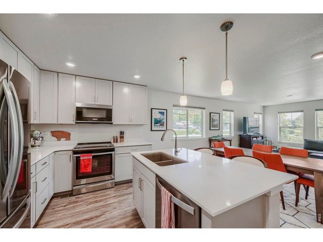 757 Widgeon Cir, Longmont, CO 80503