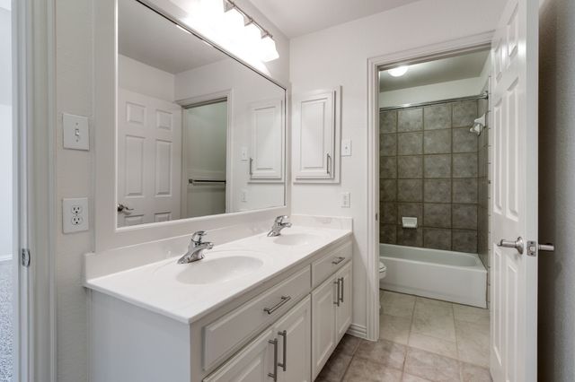 601 Coralberry Drive, Mckinney, TX 75072