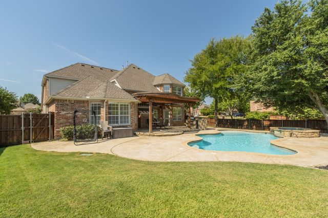 601 Coralberry Drive, Mckinney, TX 75072