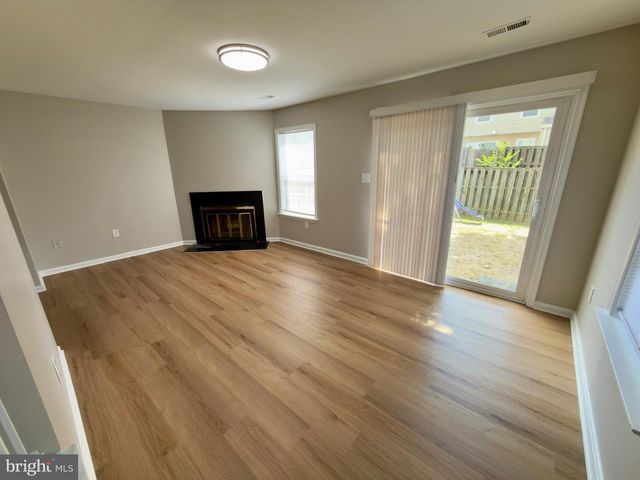 2769 BIXBY RD, Woodbridge, VA 22193