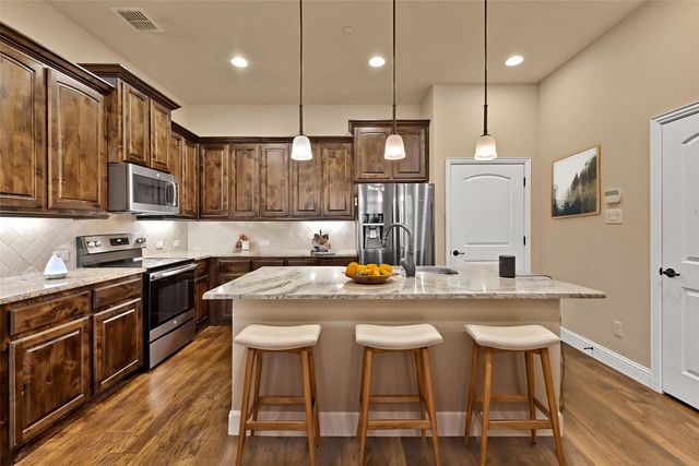 1224 Pebblebrook Drive, Mckinney, TX 75071