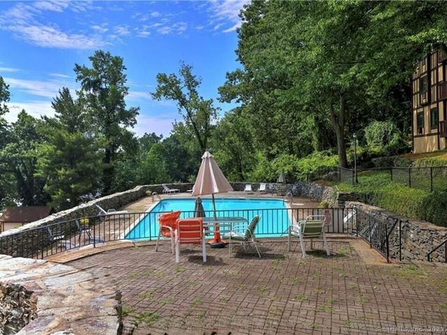 125 Warner Hill Road 27, Stratford, CT 06614