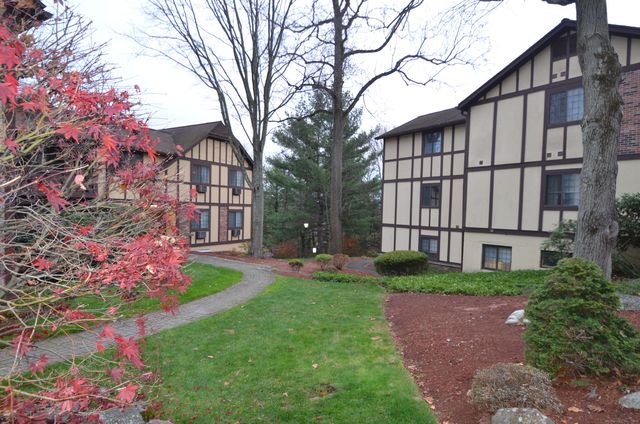 125 Warner Hill Road 27, Stratford, CT 06614