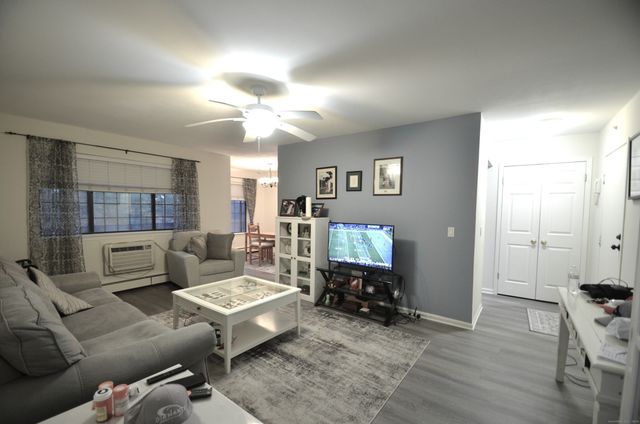 125 Warner Hill Road 27, Stratford, CT 06614