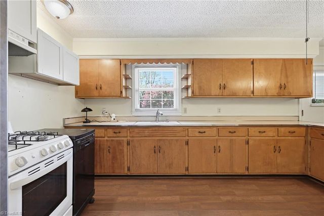 8506 Arapahoe Drive, Stokesdale, NC 27357