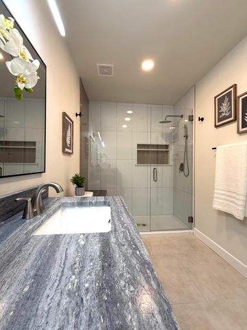 2932 Floral Road NW, Albuquerque, NM 87104