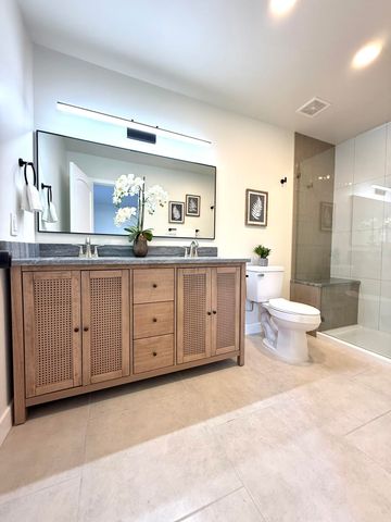 2932 Floral Road NW, Albuquerque, NM 87104