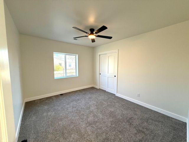 2932 Floral Road NW, Albuquerque, NM 87104