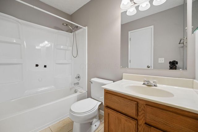 3312 Bayspirit Drive, Reynoldsburg, OH 43068