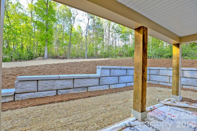 156 Oakdale Drive, Morganton, NC 28655