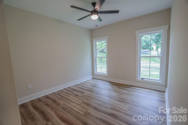 156 Oakdale Drive, Morganton, NC 28655