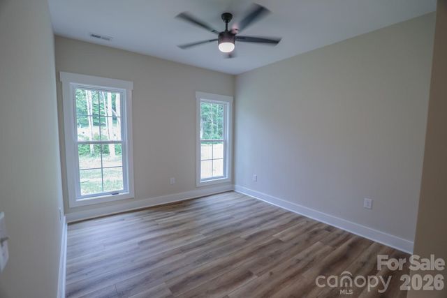 156 Oakdale Drive, Morganton, NC 28655