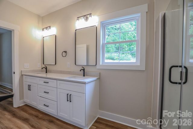 156 Oakdale Drive, Morganton, NC 28655