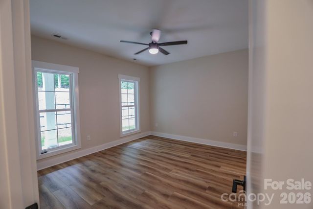 156 Oakdale Drive, Morganton, NC 28655