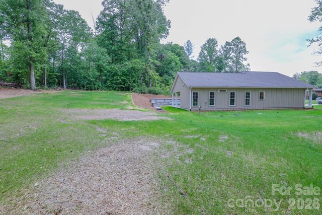156 Oakdale Drive, Morganton, NC 28655