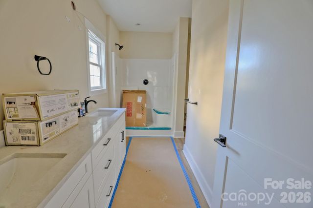 156 Oakdale Drive, Morganton, NC 28655