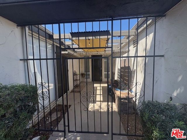 28382 Paseo Grande Drive, Sun City, CA 92586
