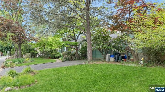 335 Bradley Avenue, Northvale, NJ 07647