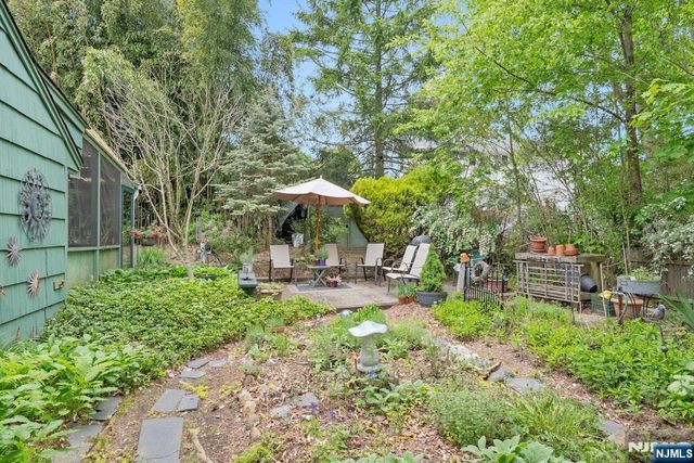 335 Bradley Avenue, Northvale, NJ 07647