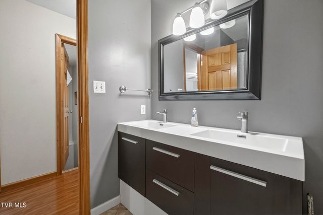 45 Kidwell Lane, Bulls Gap, TN 37711