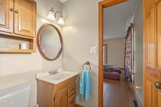 45 Kidwell Lane, Bulls Gap, TN 37711