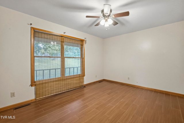 45 Kidwell Lane, Bulls Gap, TN 37711