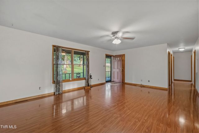 45 Kidwell Lane, Bulls Gap, TN 37711