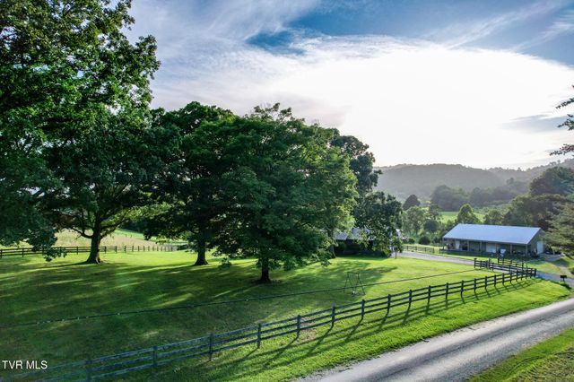 45 Kidwell Lane, Bulls Gap, TN 37711