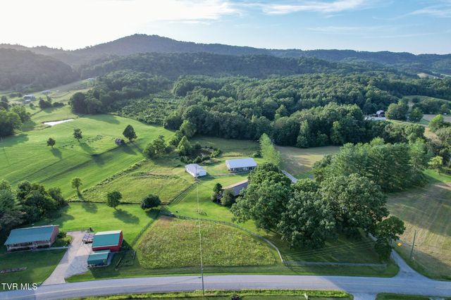 45 Kidwell Lane, Bulls Gap, TN 37711