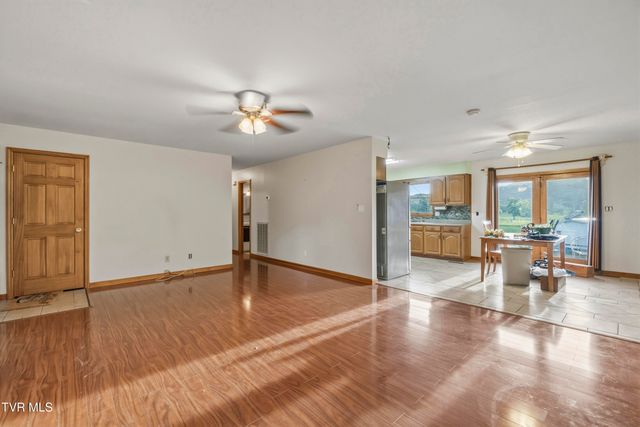 45 Kidwell Lane, Bulls Gap, TN 37711