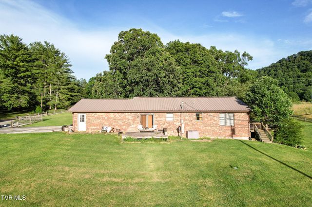 45 Kidwell Lane, Bulls Gap, TN 37711