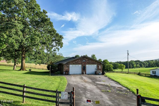 45 Kidwell Lane, Bulls Gap, TN 37711