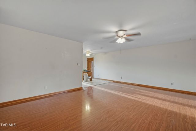 45 Kidwell Lane, Bulls Gap, TN 37711