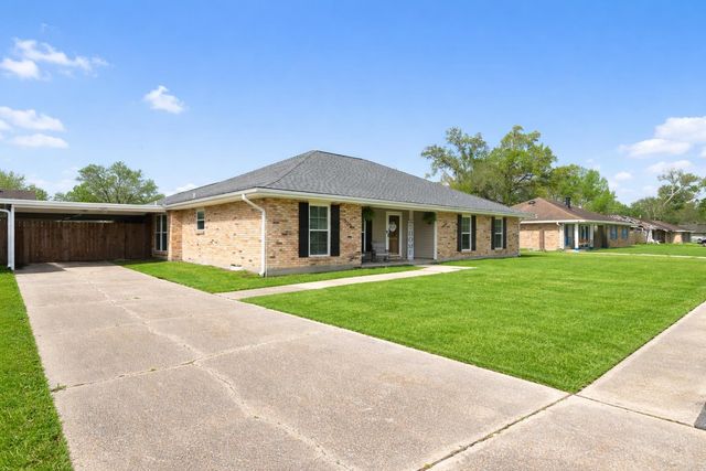 115 Piping Rock Drive, Houma, LA 70363