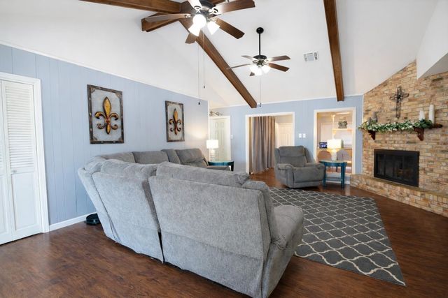 115 Piping Rock Drive, Houma, LA 70363