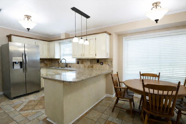 115 Piping Rock Drive, Houma, LA 70363