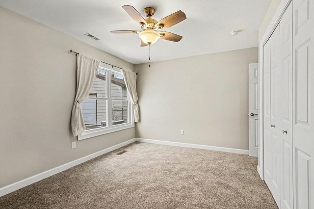 1618 E 33rd Avenue, Hobart, IN 46342