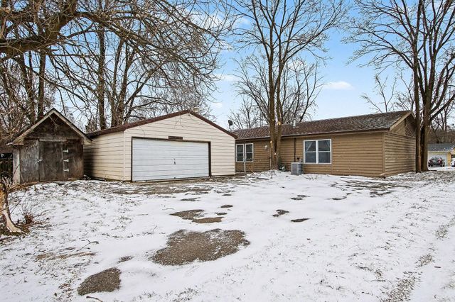 1618 E 33rd Avenue, Hobart, IN 46342