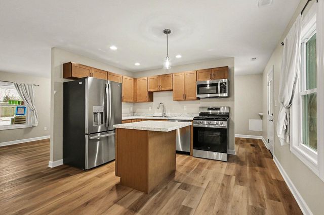 1618 E 33rd Avenue, Hobart, IN 46342