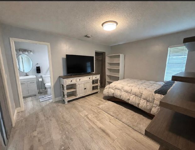 14279 43rd Road N, Loxahatchee Groves, FL 33470