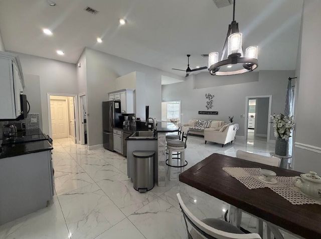 14279 43rd Road N, Loxahatchee Groves, FL 33470