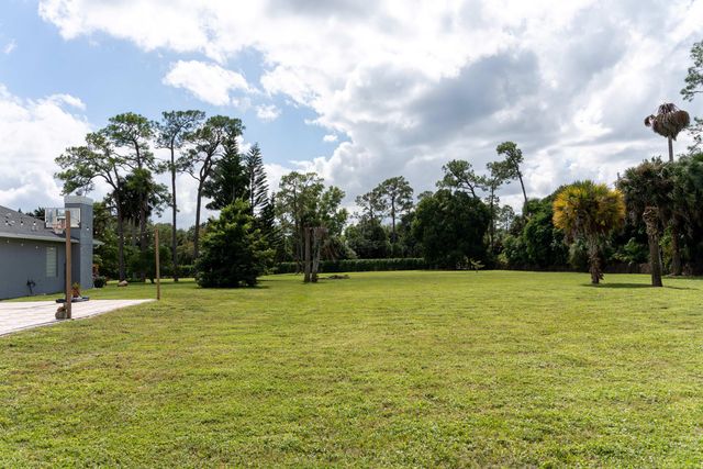 14279 43rd Road N, Loxahatchee Groves, FL 33470